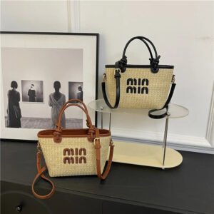 2024 حقيبة القش البوهيمية للنساء حقيبة كتف ذات علامة تجارية فاخرة محفظة مصممة وحقيبة يد لطيفة